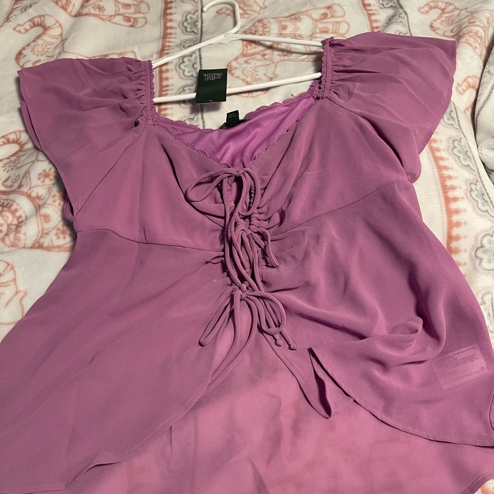 Wilde fable sheer purple top